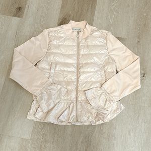 Moncler pinkish long sleeve with dawn fill in the middle front panel. Size 10